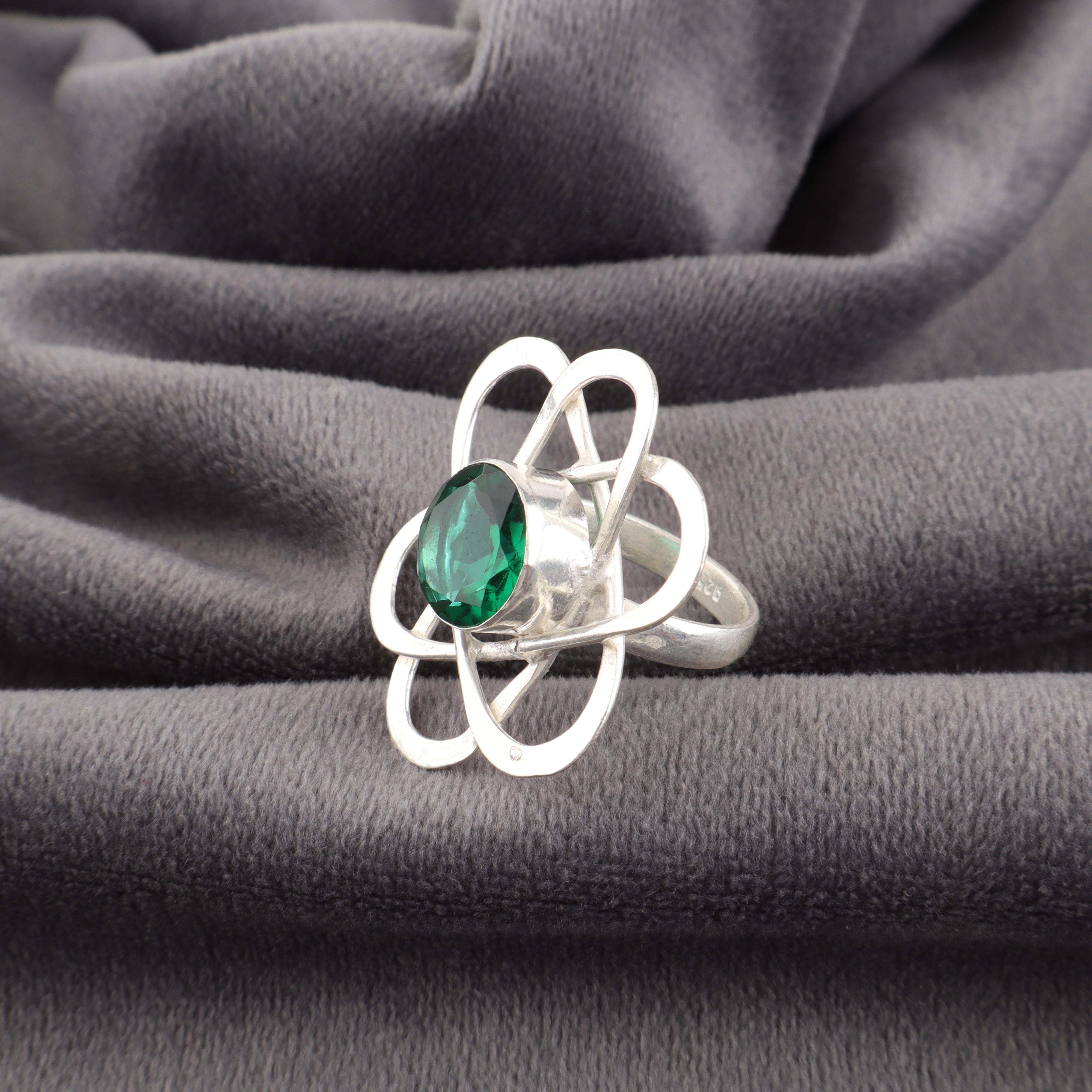 

Украшения с зеленым изумрудом, выращенным в лаборатории, Кольцо из серебра 925 пробы, Ручная работа, Чудесное серебряное женское кольцо, Подарок для женщин 12 зелёный