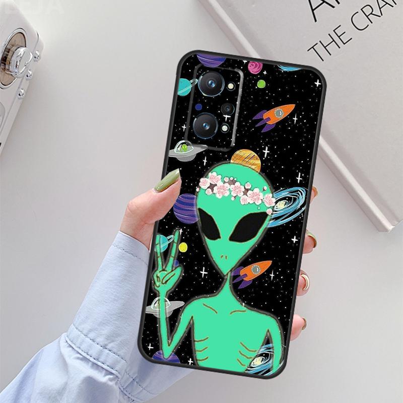 

Aesthetics Cartoon Alien Space For Realme 14 12 10 11 13 Pro Plus GT 6 6T 5 GT7 Pro C61 C55 C51 C21Y C25S C67 C75 C53 Case Realme C21Y C25Y