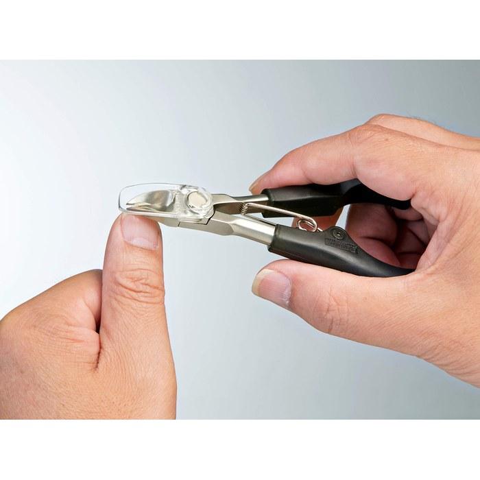 [Takumi No Waza] Stainless Steel Nail Clippers with Nail Guard - Black (1 Count)