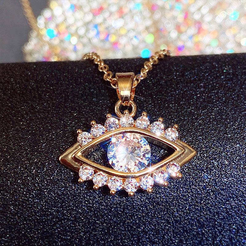 Ladies Eye Shaped Pendant Necklace, Elegant and Eye-catching Jewelry, Daily Wearing Collarbone Chain, Holiday Gift Giving