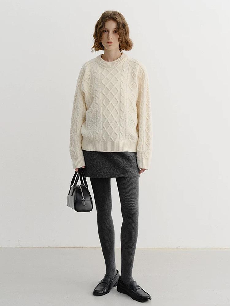 Wen Jiu Wool A-line Mini Skirt: Women's Slimming Short Plush, Winter Minimalist Style