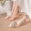 Női Vékony Sarkú Egycipők Őszi Új Hegyes Orrú Sekély Szájú Strasszköves Pillangócsomó Csúszásgátló Alacsony Szárú Cipők