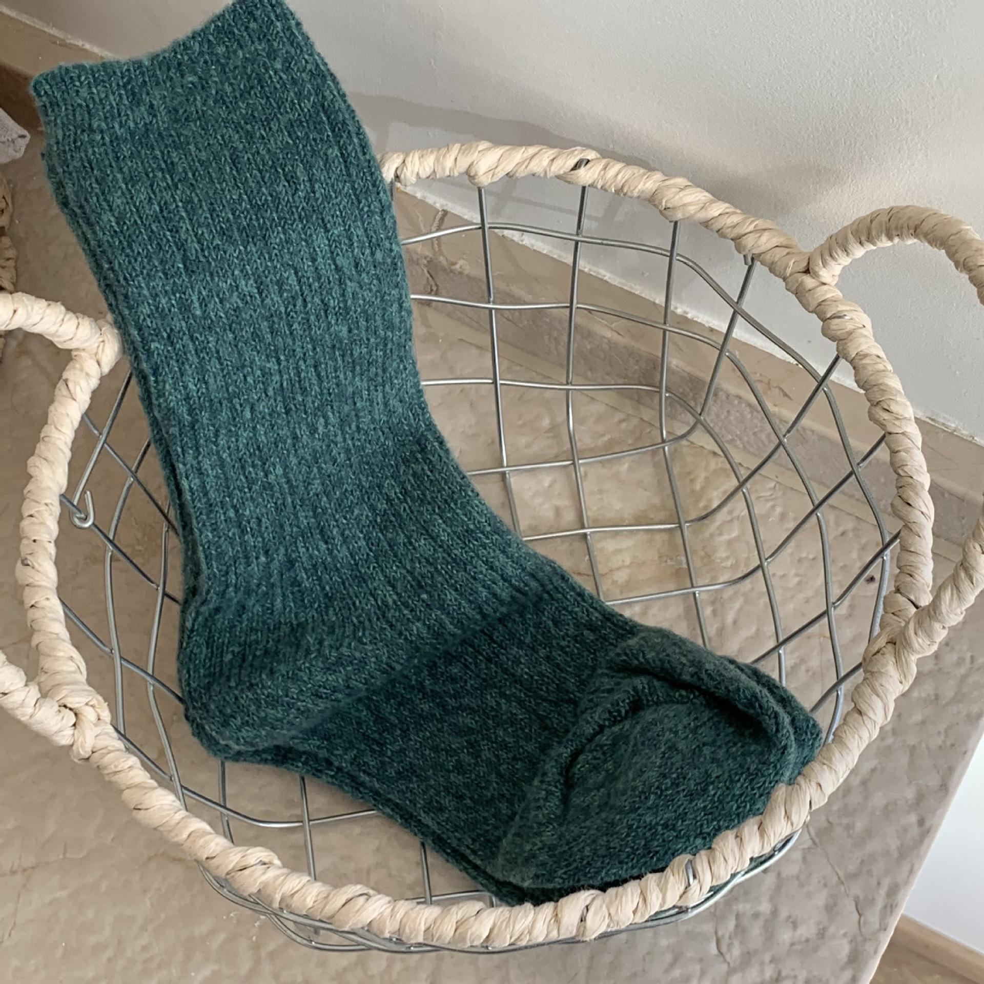 Seasonal Double-Needle Thick Thread Socks Are Warm And Thick, The Phoenix Yarn Is Versatile, Soft And Loose, And The Confinement Is Piled Up