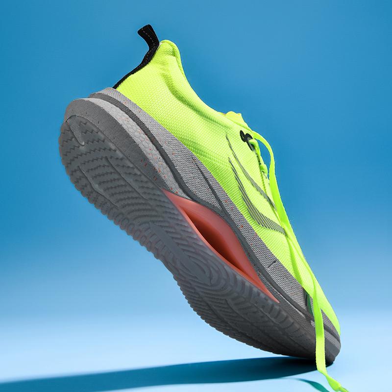 New Real Explosive Carbon Plate Comfortable Breathable Soft Light Running Shoes Men's Shoes Couple Shoes Light Sports Shoes