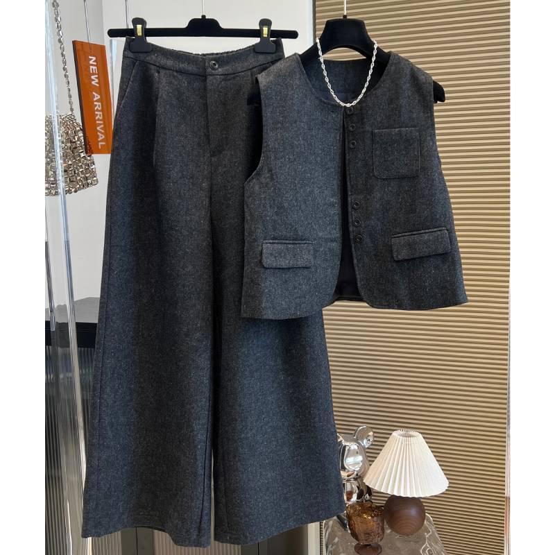Women's Sleeveless Wool Fashion Suit: Single-Breasted Vest with Semi-Elastic Waist and Casual Wide-Leg Pants