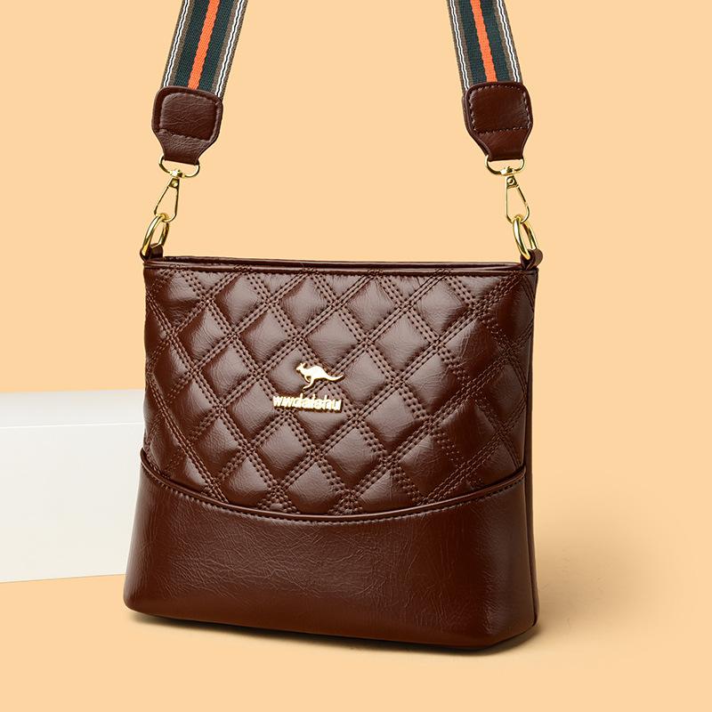 Women's bags, new trendy and versatile large-capacity women's soft leather messenger bags