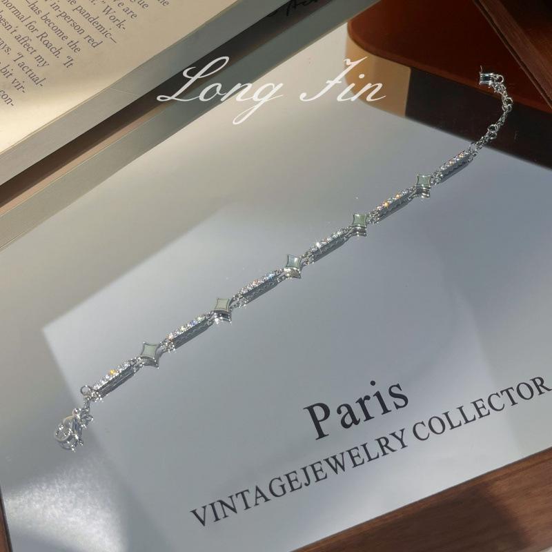 Shining Star Series Set Necklace Bracelet Earrings Fritillary Quadrangle Diamond High-End Jewelry Live Special For