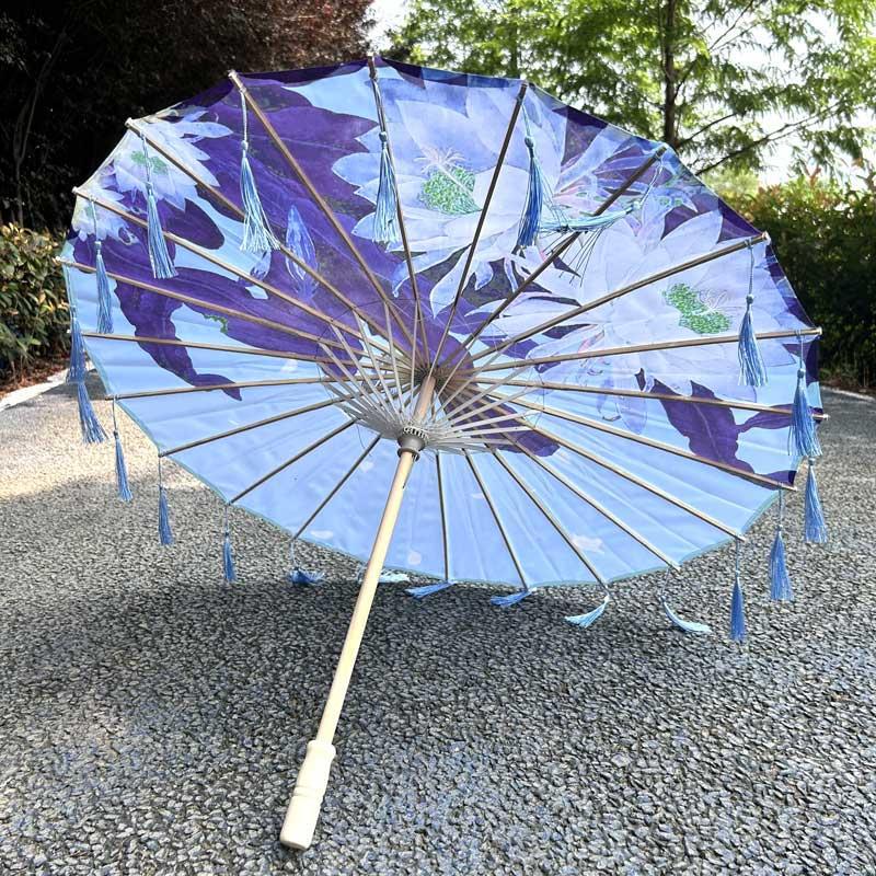 Traditional Hanfu Umbrella with Tassels for Women's Costumes and Children's Photoshoots