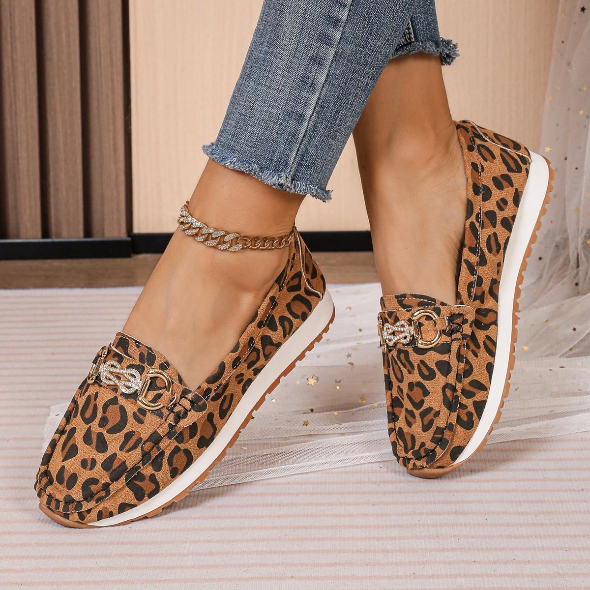 

2025 весна новая замок плоская подошва Дуду одинарные туфли женские одинарные туфли женские 43 цветной печати леопарда