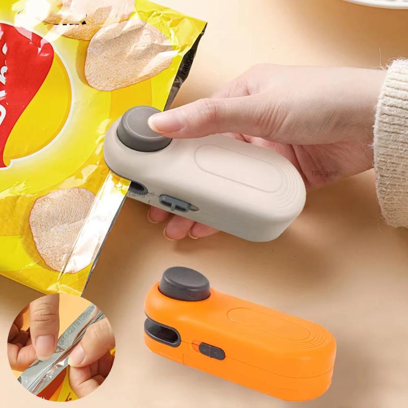1Pcs Mini Heat Bag Sealing Machine Package Sealer Bags Thermal Plastic Food Bag Closure Portable Sealer Kitchen Accessories
