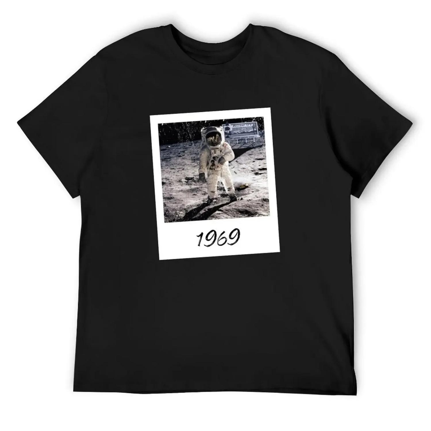 Conspiracy Theory Fake Moon Landing Hoax T-Shirt vintage graphic tee plus size tops mens t shirt S