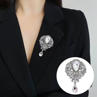 Elegante Brosche in Wassertropfenform, glänzende Strasssteine, Kunstkristall, eingelegt, Pin, Hochzeit, Party, Abzeichen, Schmuck, Geschenk