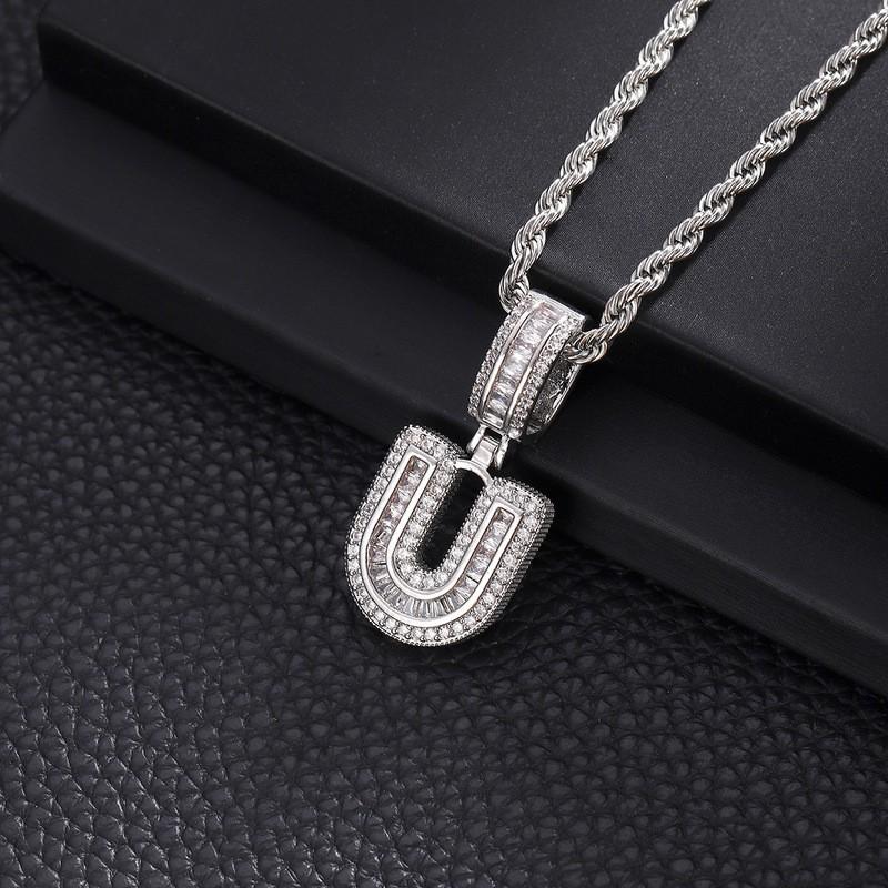 Collana con Ciondolo Lettera in Rame con Incastonatura in Zirconia Stile Hip Hop Alfabeto Iniziale Charms Donna Uomo Gioielli Trendy