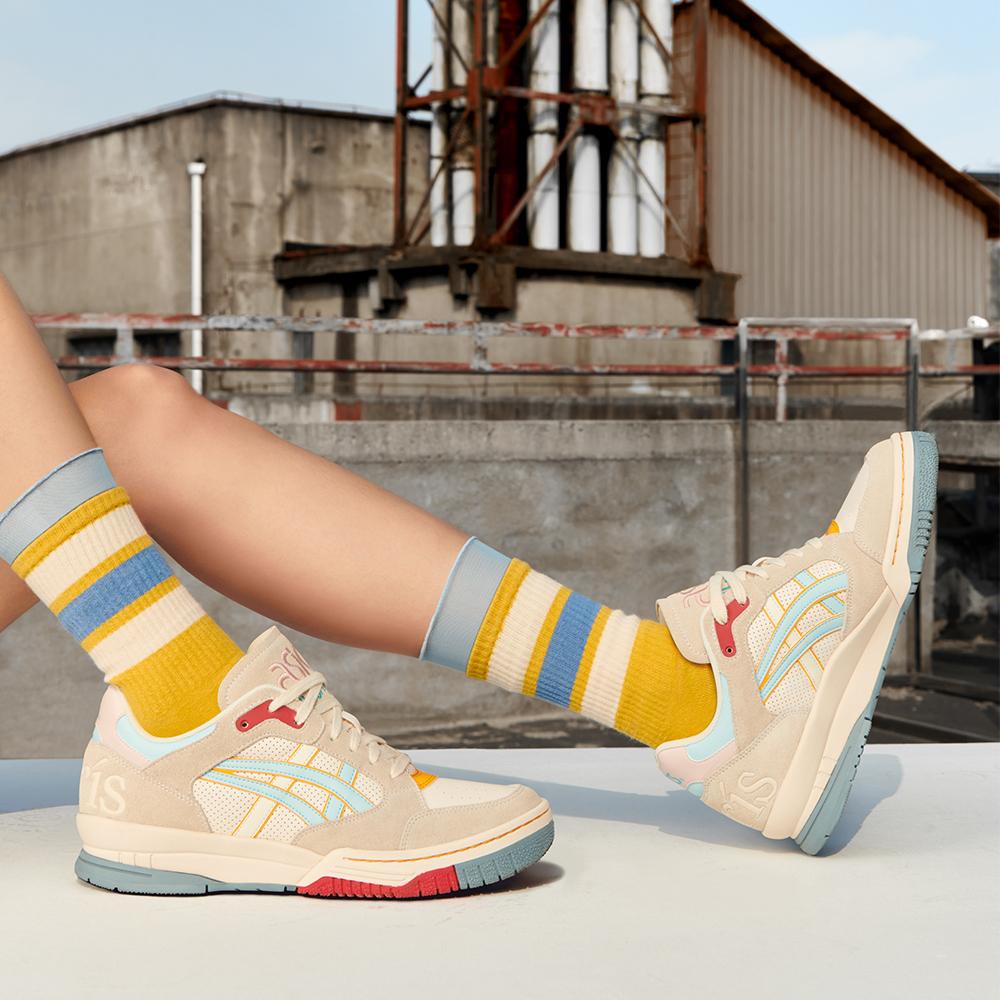 New Asics Gel Spotlyte Low Blue 1203A233-101