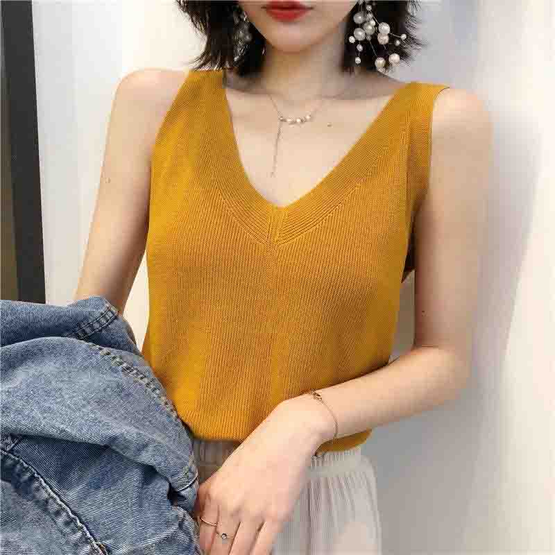 Fashion Summer Sleeveless Black White Knitted Vest Tank Top Women Slim V-Neck Knit Tank Top Women Tops Tanks Vests JJ07