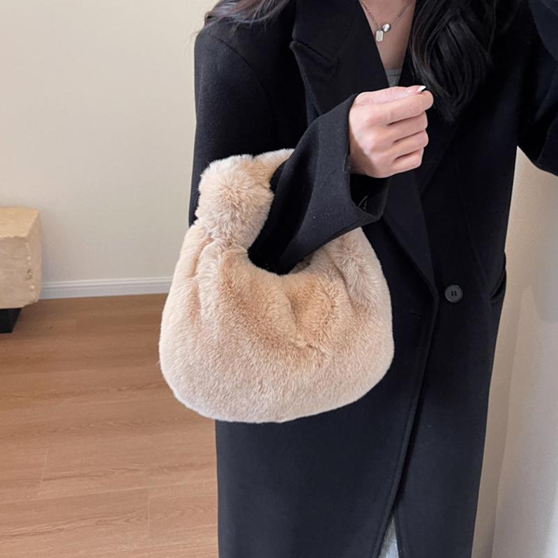 Fur Handbags Women's Small Half Moon Bag Warm Plush Wrist Bags Fashion Furry Short Handle Clutch Ladies Shoulder Bags
