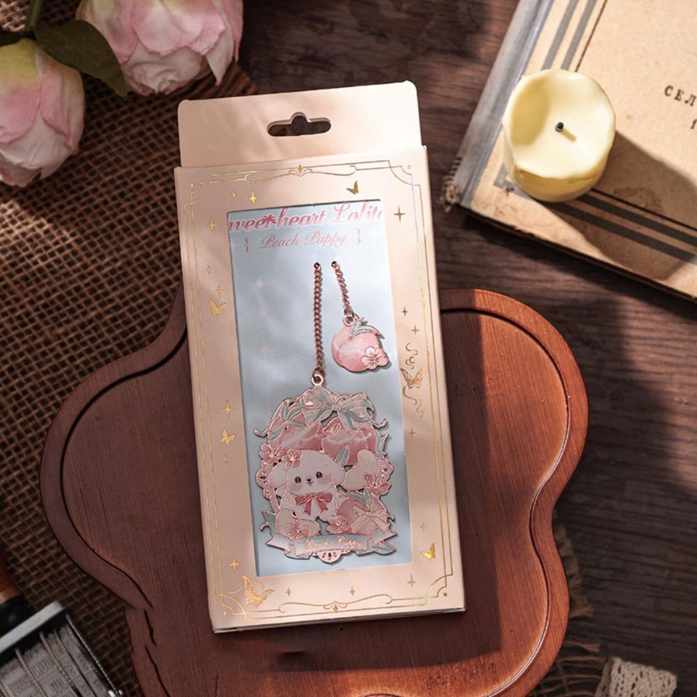 

Cute Cat/Rabbit/Bear Reading Book Clip Hollow Pagination Mark School Office Supplies D