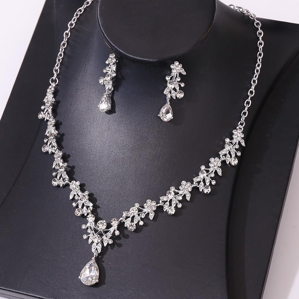 Flower Flower Choker Necklace Set Vintage Necklace Set Exquisite Necklace Earrings Set  Women