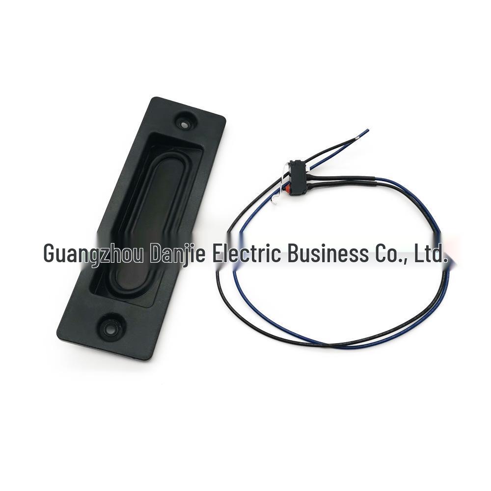 

Volvo V60 Trunk Control Sensor & Rubber Cover