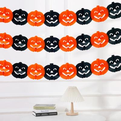 1 Vytáhněte halloweenskou závěsnou girlandu Sváteční oslava Jednoduchá instalace Děsivý ozdobný papír