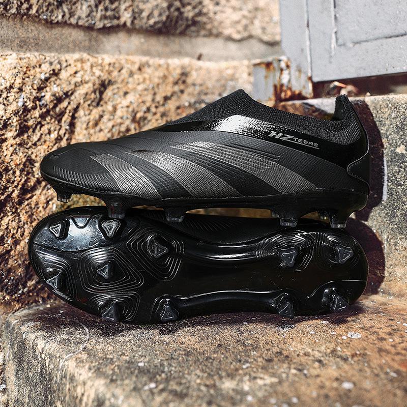 

Seamless fly-woven football shoes men s low-top youth long nails broken nails training shoes net batch 41