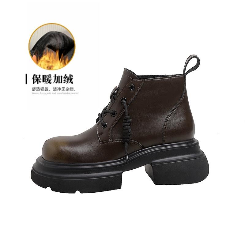 Nouvelles bottes Martin automne et hiver pour femmes en cuir style britannique rétro rue branchée bottines à semelles épaisses