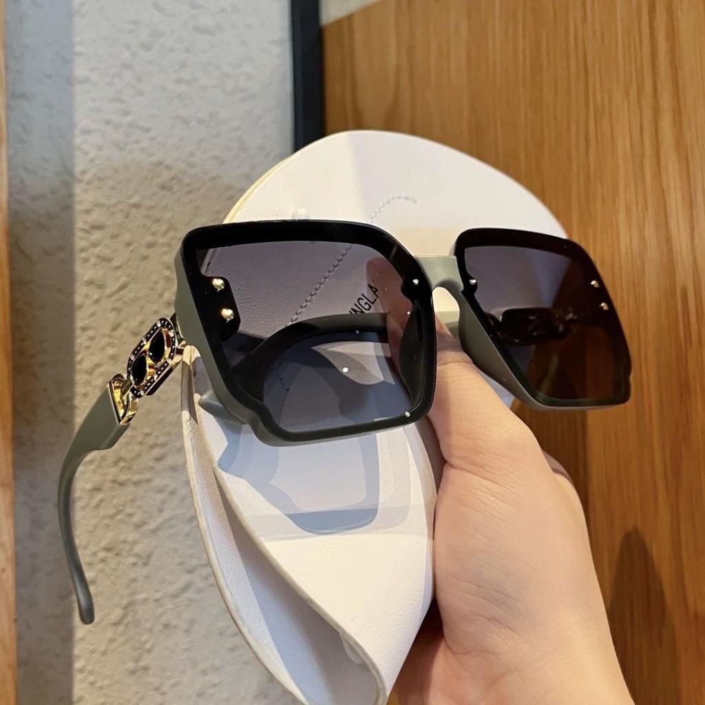 European and American Style Oversized Sunglasses for Women, High-end and Stylish Sun Protection Glasses