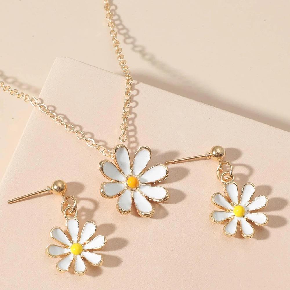 

Аксессуары, модное маленькое ожерелье из свежих и сладких цветов, модный комплект маленьких серег с ромашками