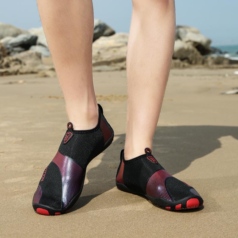 Slip-on Wassersportschuhe für Herren Damen Schnelltrocknende Aqua Schuhe Rutschfeste Wat-Sneaker für Strand Surfen Kajakfahren Schwimmen
