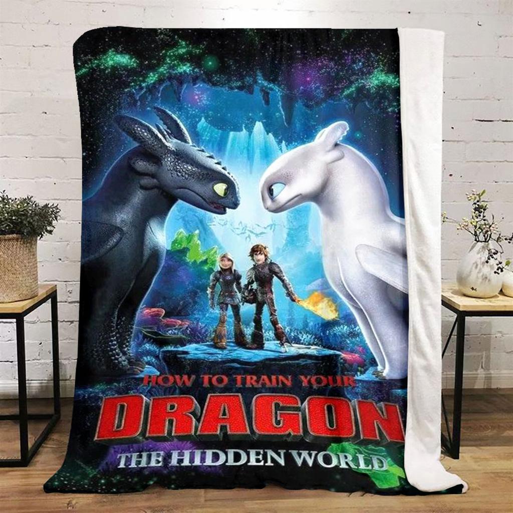 High-quality How to Train Your Dragon Toothless themed printed blanket. Soft and comfortable, a perfect gift for  friends.