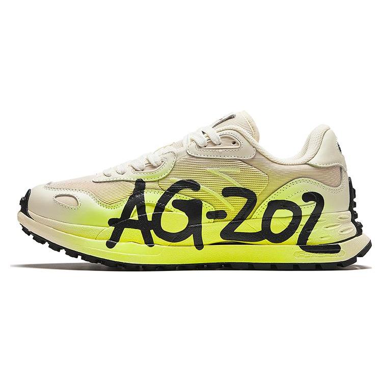 

Anta Cushioning, Wear Resistant Low top Running Shoes Men s Beige Green Black 112345580A-4 40