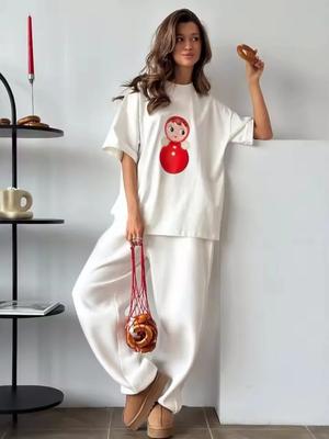 Basic White Oversized T-shirt with Matryoshka