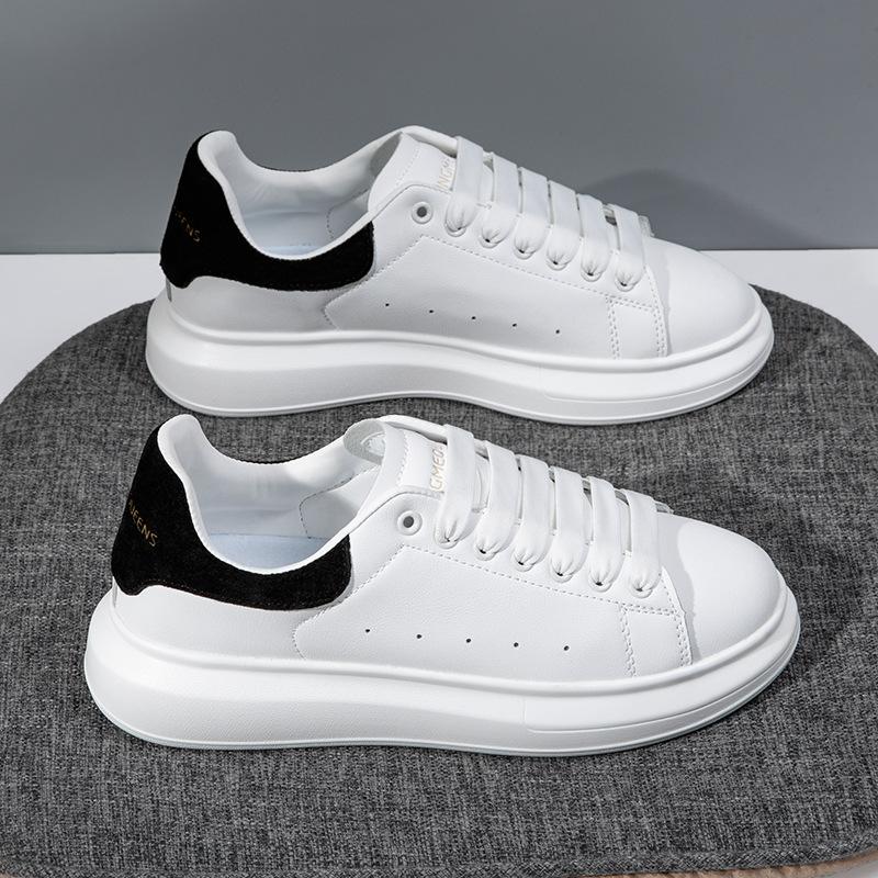Italian McQueen Little White Shoes Women's 2025 New Spring and Autumn Board Shoes Platform Height Increase Couple Men's Shoes Versatile Sports and Le