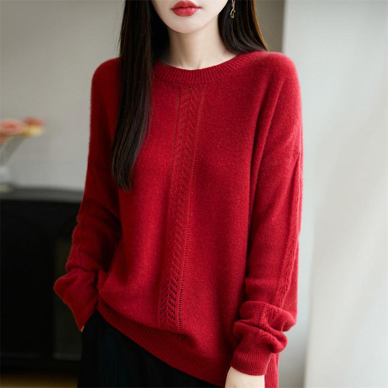 Trendy Wool Knit Hollow Sweater: Soft, Loose-Fit Round Neck for Autumn/Winter