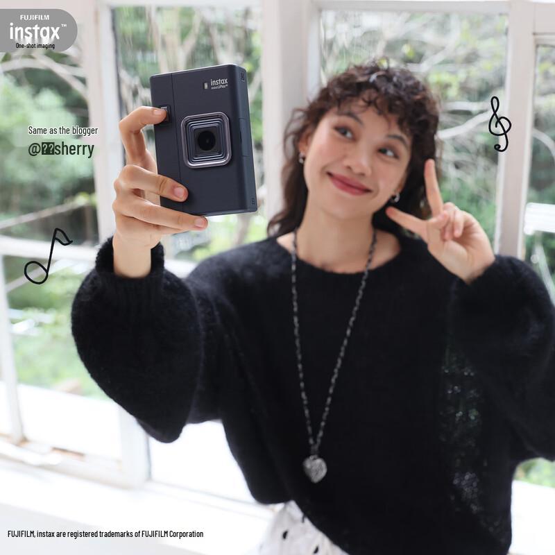 

INSTAX Fuji Liplay+ Цифрова миттєва камера (версія CN) Standard Package