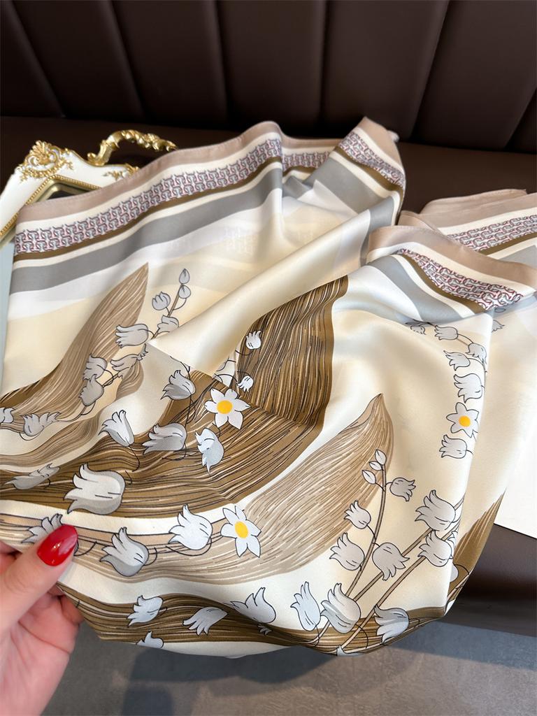 Floral Print Women's Summer Scarf Satin Scarf Elegant Woman Scarf Woman Neck Scarves Women 90X90cm Foulard Women Scarves