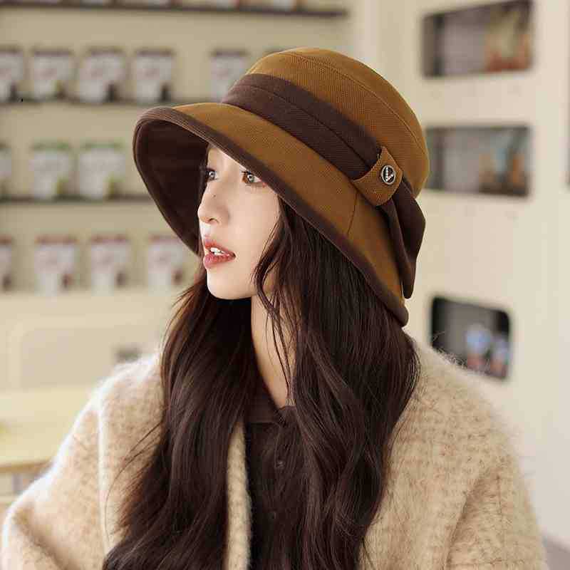 

Женская новая весенне-осенняя модель, японская универсальная и элегантная шляпа рыбака, высококлассный вид и маленькая модная шляпа-панама с цветными блоками average size