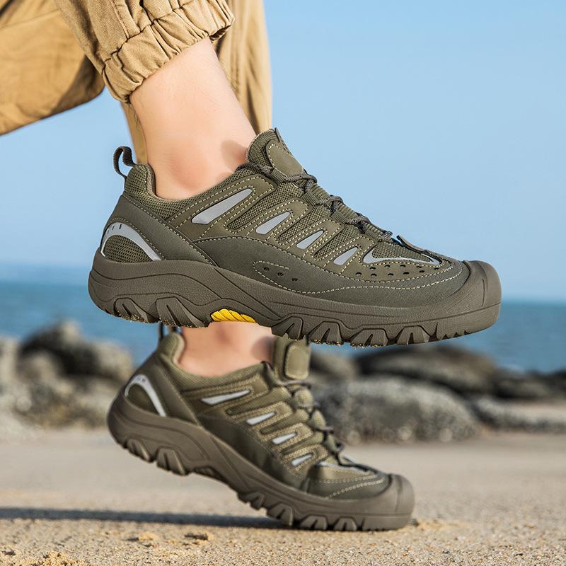 Large Size Outdoor Hiking Shoes Men's 2025 New Sports and Leisure Shoes Bag Head Thick Sole Non-slip Off-road Hiking Shoes