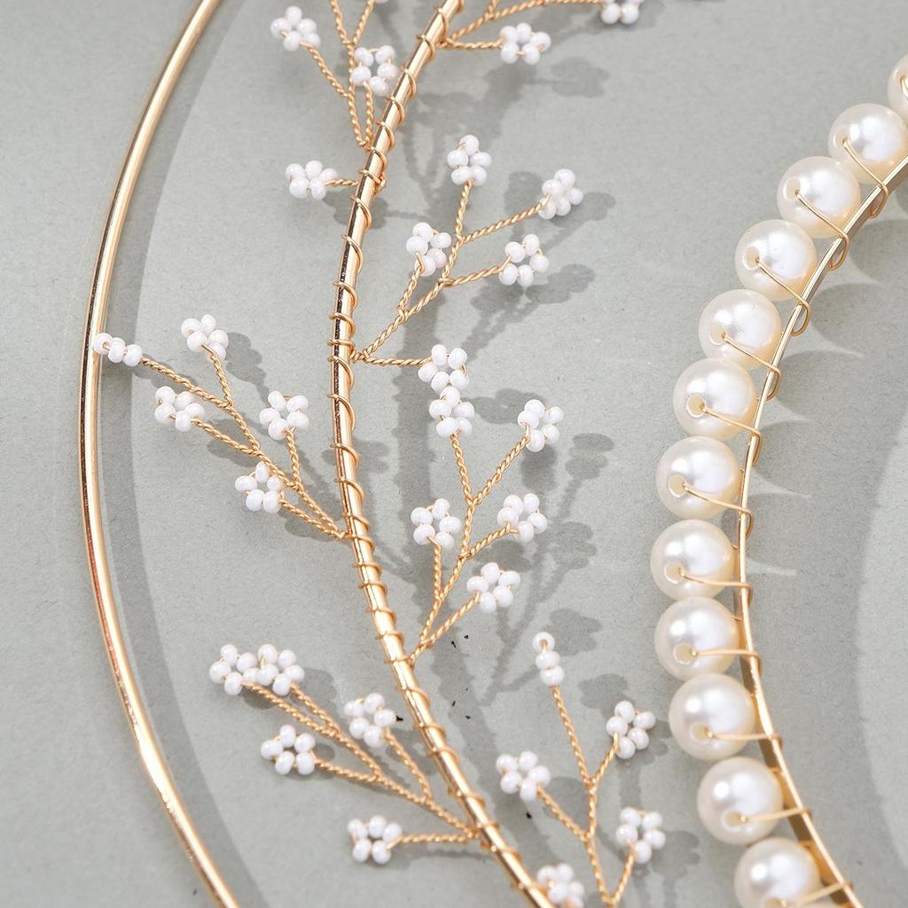 Vintage Lolita Virgin Mary Halo Tiara: Handmade Floral Pearl Headdress for Fashion Shows