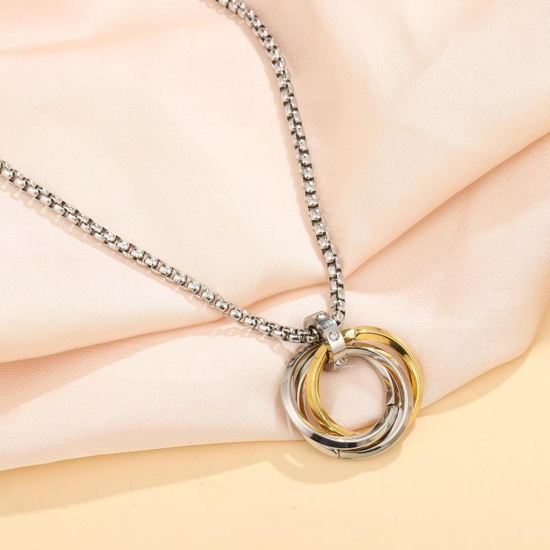 1Pcs Creative Three-Ring Crystal Pendant Necklace - Simple, Elegant, Unique Pendant - Retro Pendant Necklace