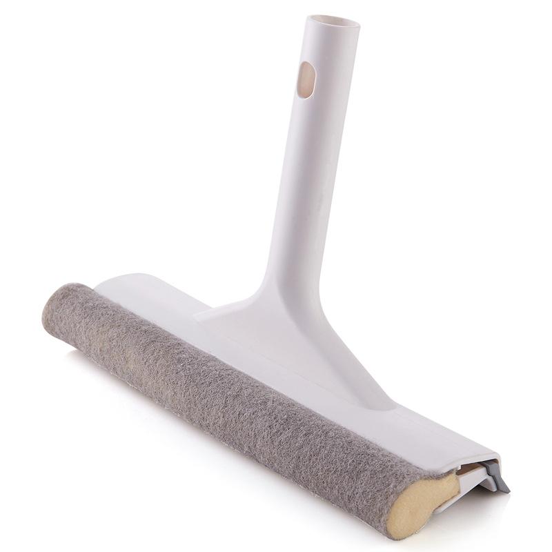 Ensemble de nettoyage ménager: Serpillère, Balai, Raclette, Chiffons, Fourchette, Brosse de salle de bain, Nettoyant pour vitres, Une tige