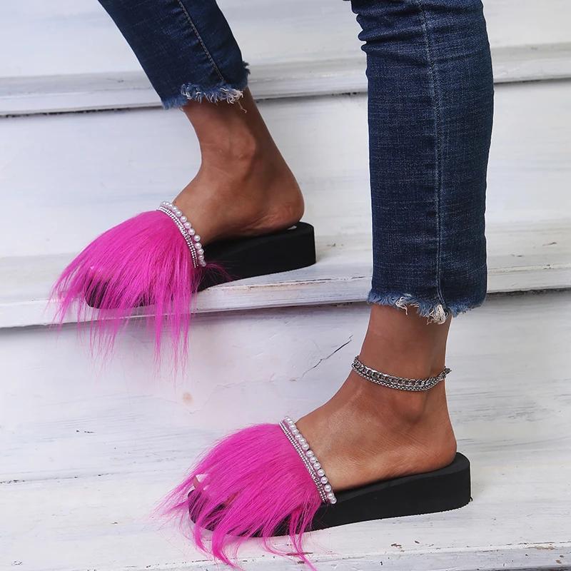 Fashion 2025 Summer Fur Fuffy Slippers for Woman New Stylish Peard Decor Slides Women Thick Sole Non Slip Vacation Sandals Mujer