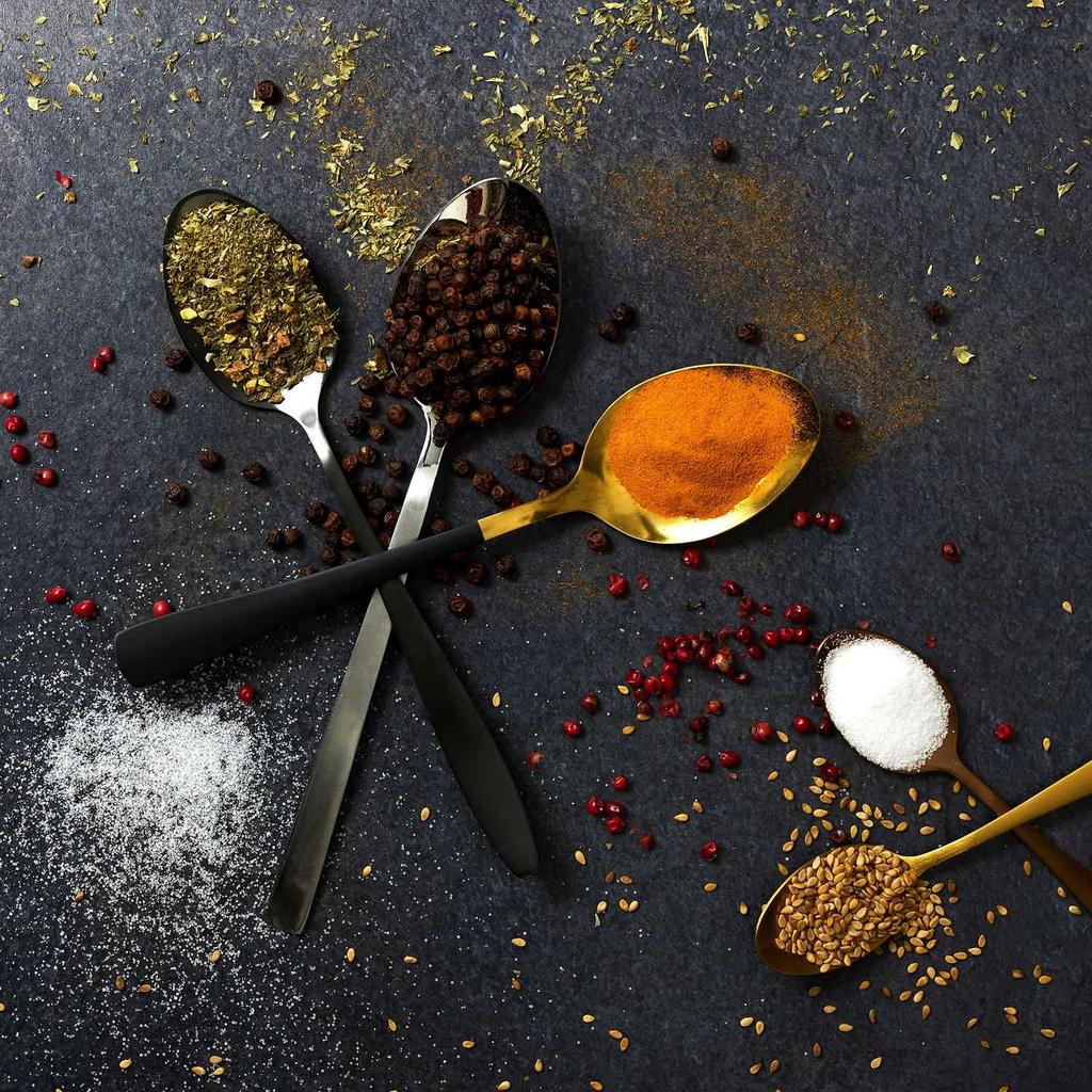 Cerise CUTLERY SET 16 Pcs GOLD AND BLACK Steel