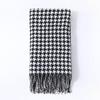 Modern Simple Throw Blanket Black And White Houndstooth Decor Sofa Blanket Homestay Hotel Bed Towel Bed Flag Soft Scarf Tassel