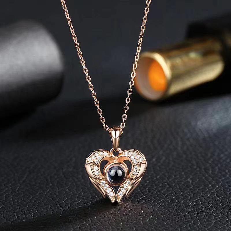 Customized Love Photo Necklace: 100 Languages 'I Love You' Pendant - Ideal for Christmas & Valentine's Gifts