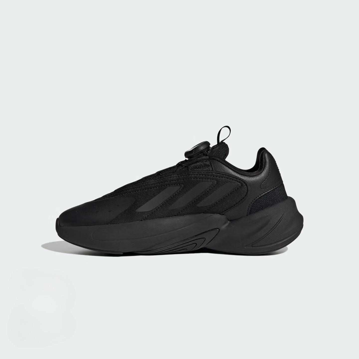 

Классические ретро-кроссовки Adidas для мужчин и мальчиков OZELIA BOA. Adidas Трилистник Модель HQ2675. 35.5 чёрный