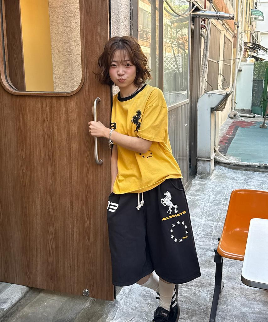 AMOU Sporty Horse Half T-Shirts Yellow