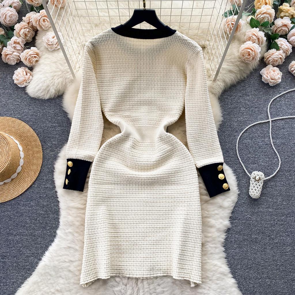 Autumn Women O Neck Long Sleeves Buttons Chain Pockets Knitted Sweater Dress Elegant Skinny Sheath Bodycon Dresses