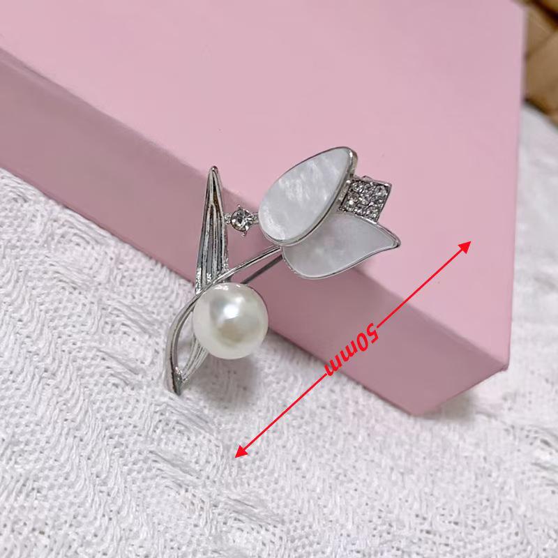 

Высококлассная брошь-тюльпан со стразами и пряжка для шарфа