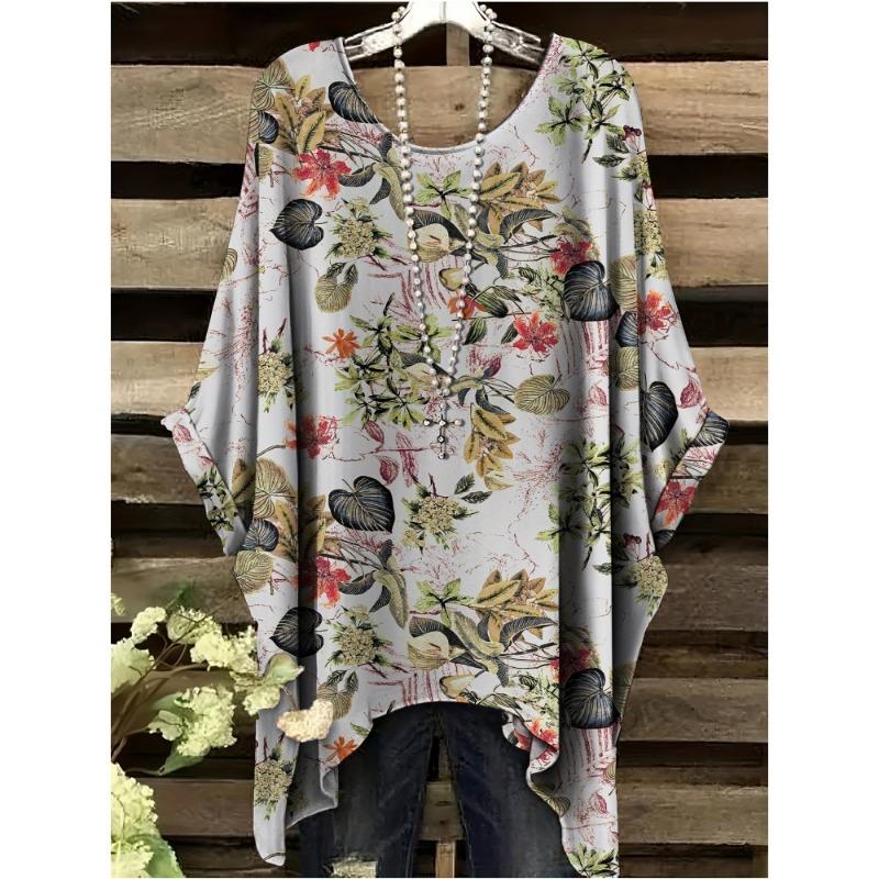 Summer Women's Elegant Bohemian Two-Tone T-Shirt - Heart Floral Print with Butterfly Round Neck Casual Blouse Boho Lovers 2025